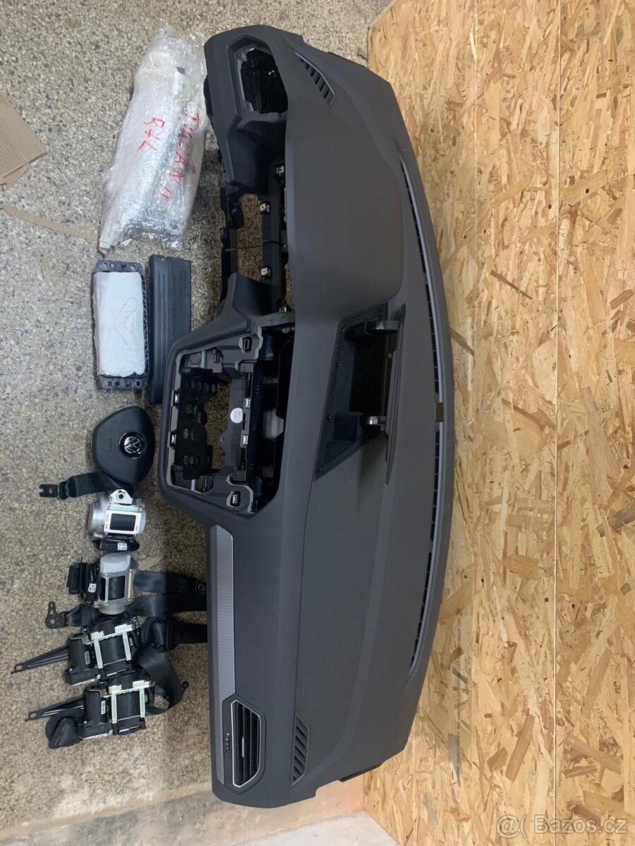 Airbagová sada Volkswagen Tiguan s originální deskou