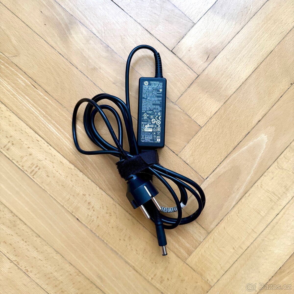 Nabíječka HP Spare 744893‑001 45 W 19,5 V 2,31 A