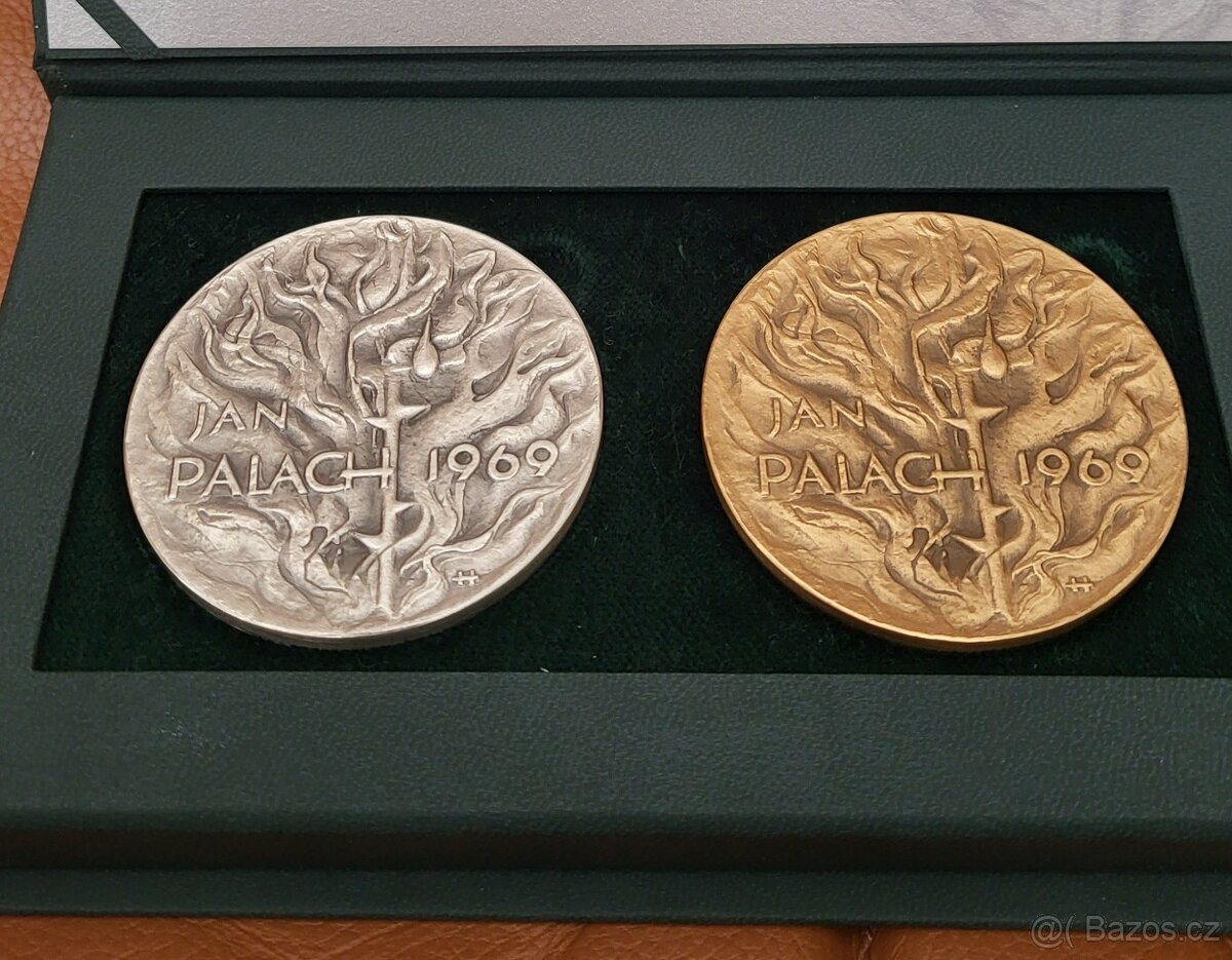 Jan Palach,Sada dvou medailí, Harcuba, Ag 105 g, Tombak 90 g