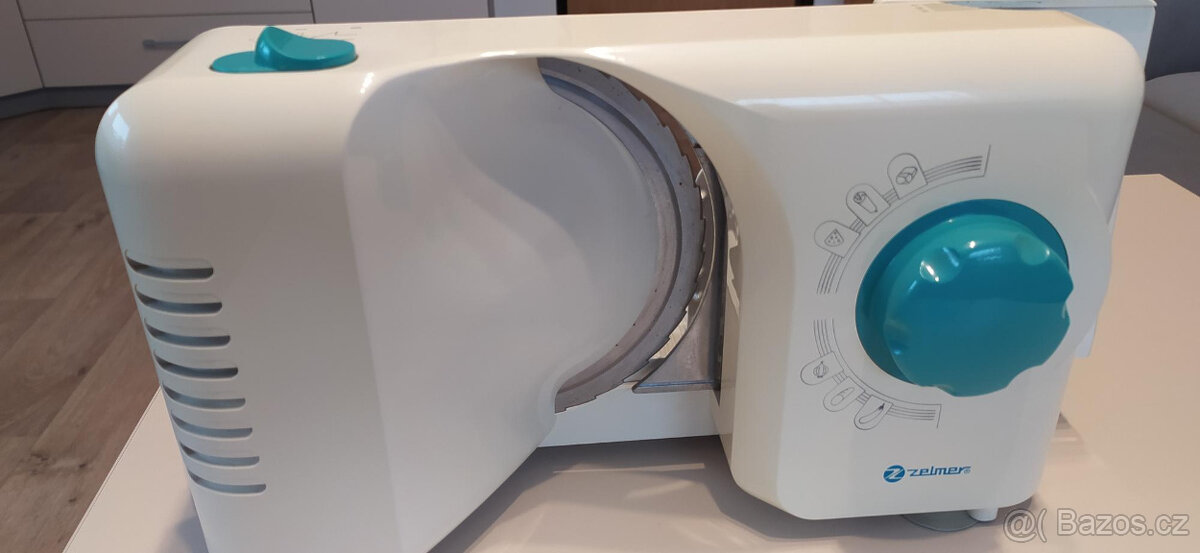 Elektrický kráječ ZELMER