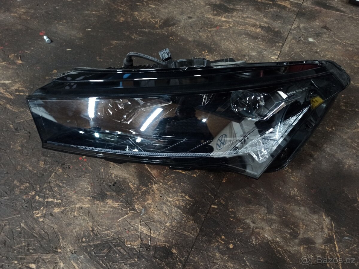 Světlomet škoda Enyaq