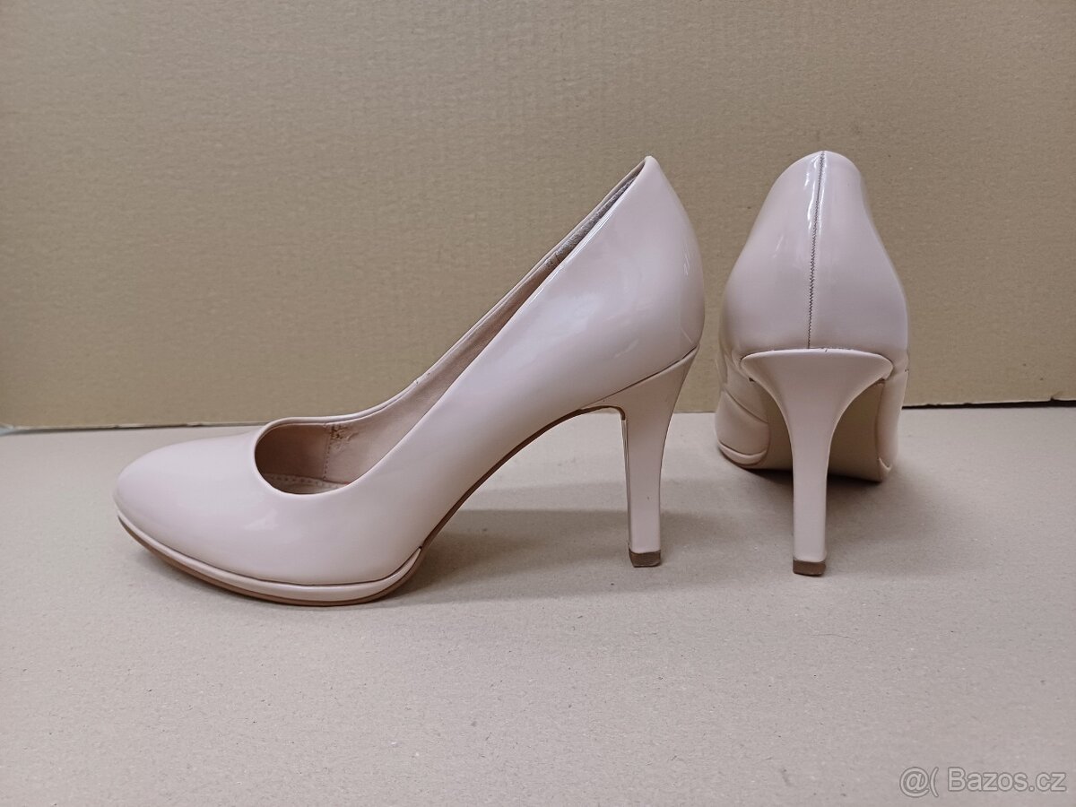 Tělové/pudrové/ lakované lodičky vel.37