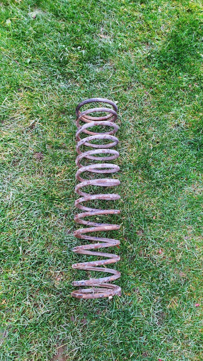 Pružina zvedání kabiny Multicar M25