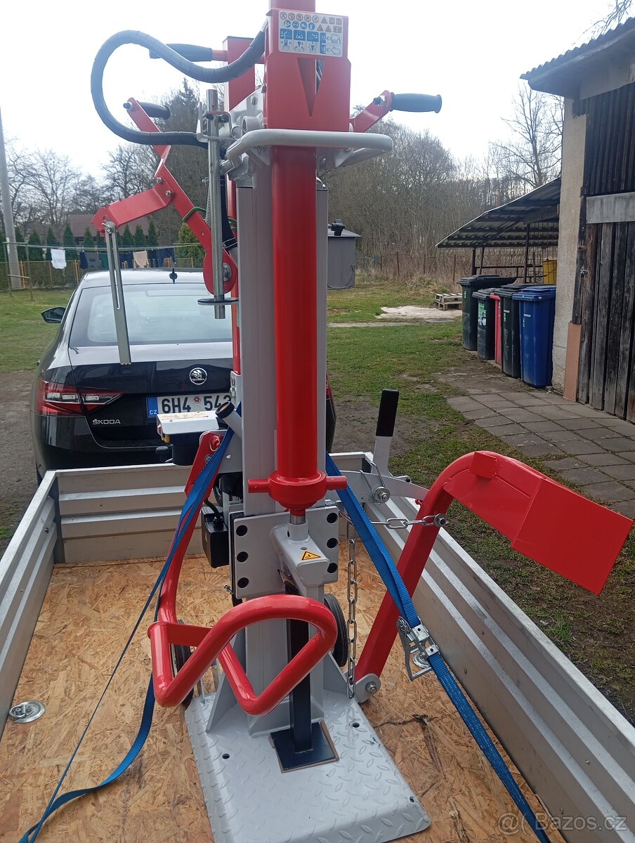 Půjčím štipačku ,ale i poštípu ".