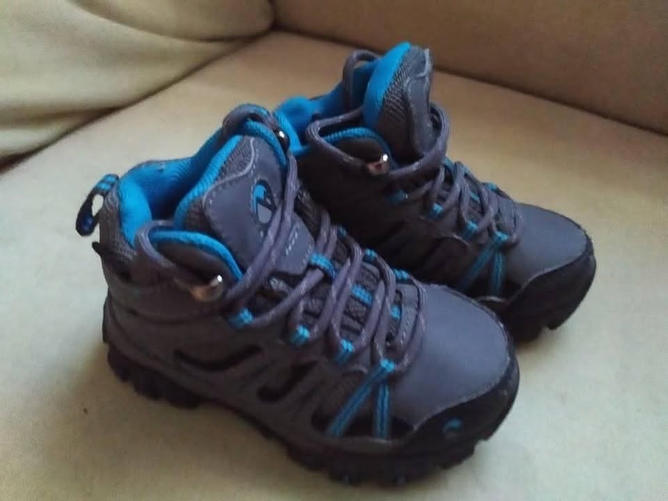 Dětské boty - velikost 22