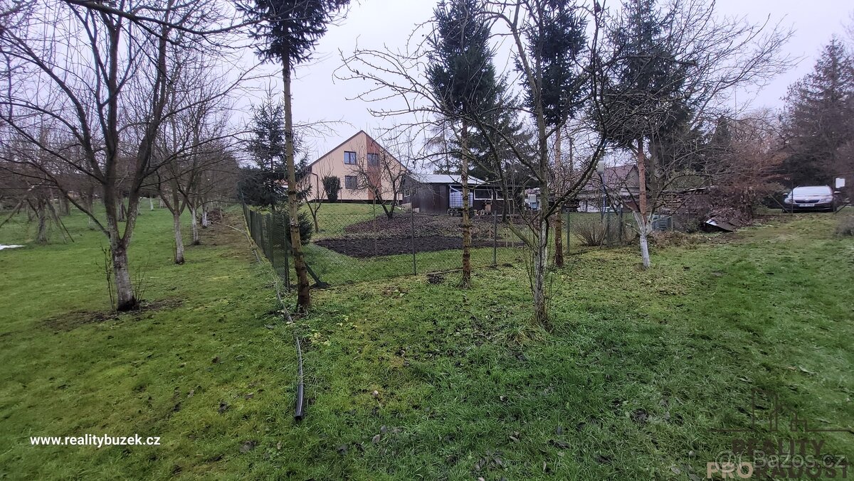 Prodej pozemku -Bolelouc
