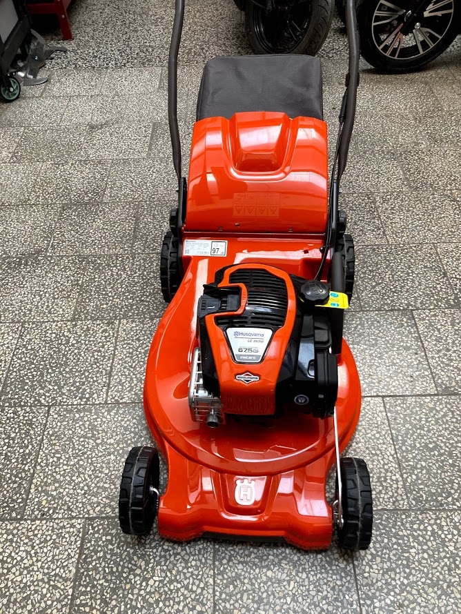 Motorová sekačka Husqvarna LC 356VP