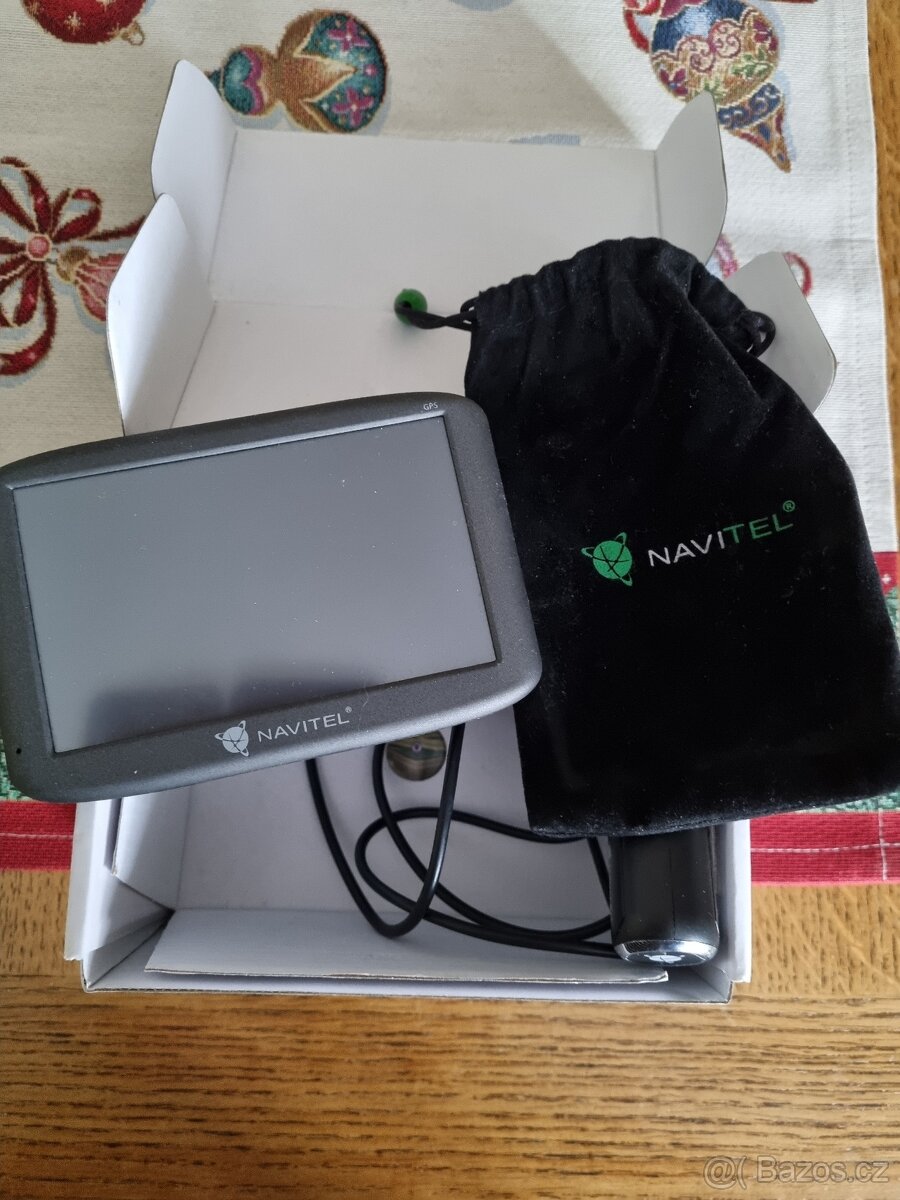 Gps navigace navitel MS400