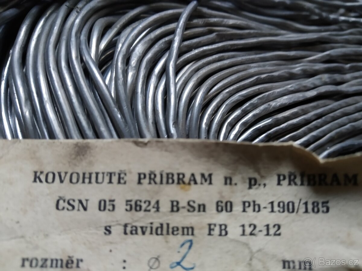 TRUBIČKOVÝ CÍN S TAVIDLEM 2 mm - ČSSR.