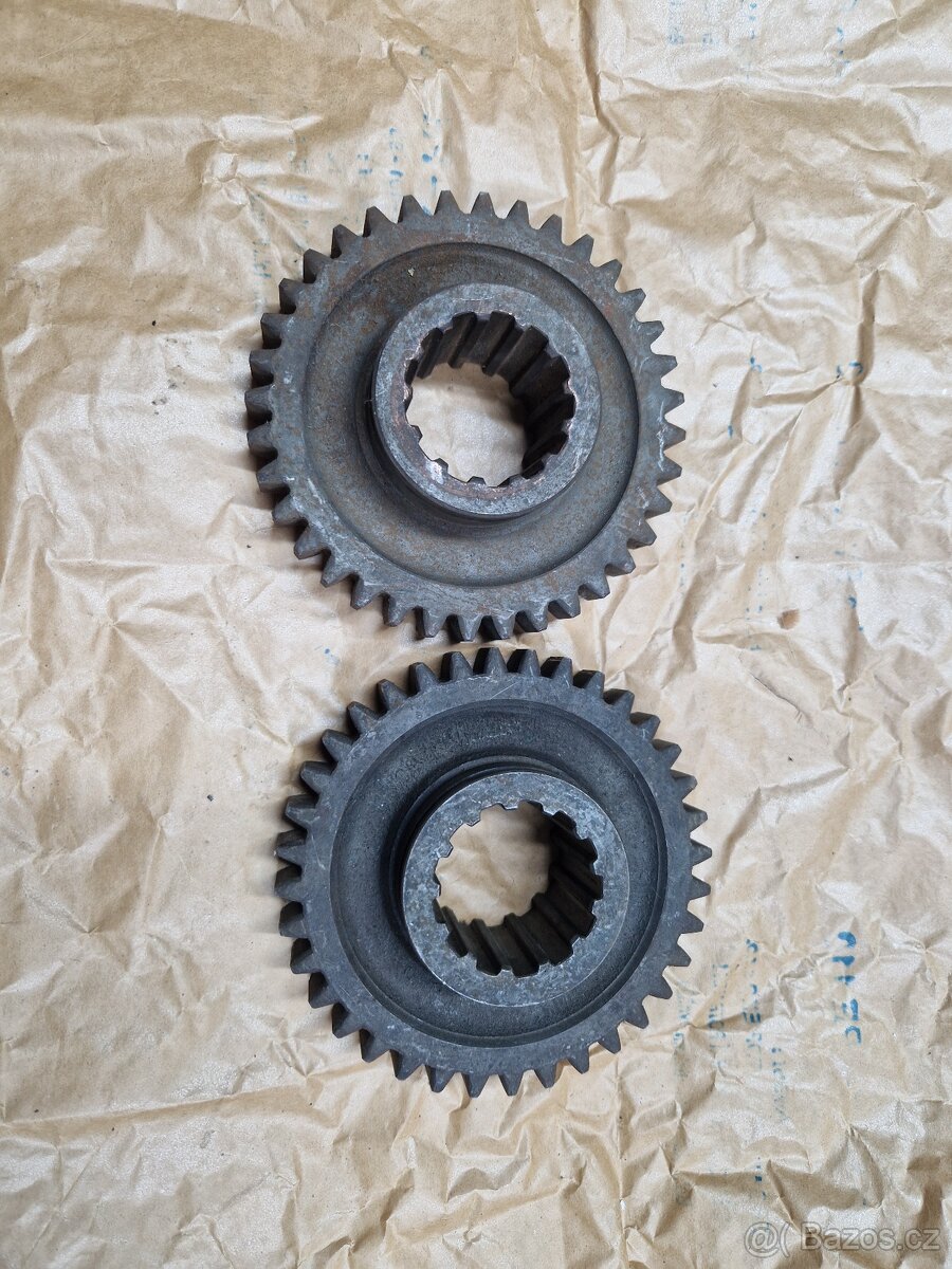 Přesuvné kolo 1 a zpatečka 4011