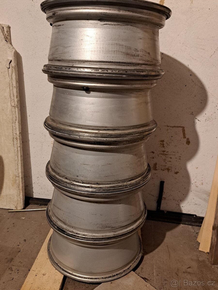 Alu kola 5x100