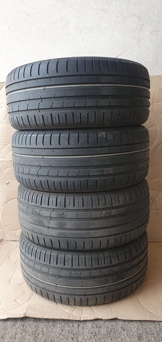 Pneu Nokian TYRES 265/50 R19 SUV XL