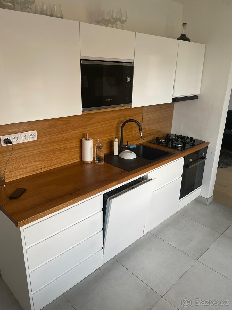 Pronájem bytu 3+1 70m2 v Žabovřeskách