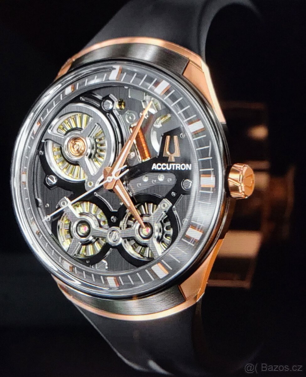 Bulova Accutron DNA