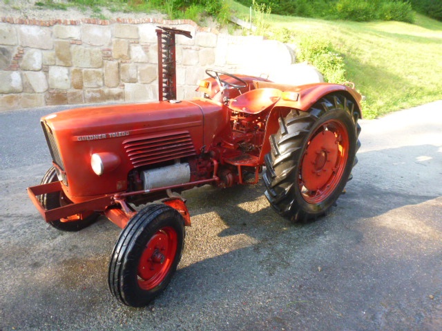 Traktor Güldner Toledo