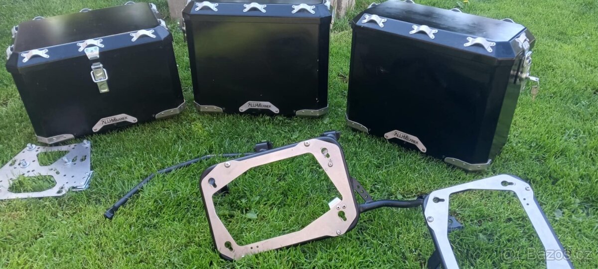 nabízím kufry na moto od Alumilanek, univerzální