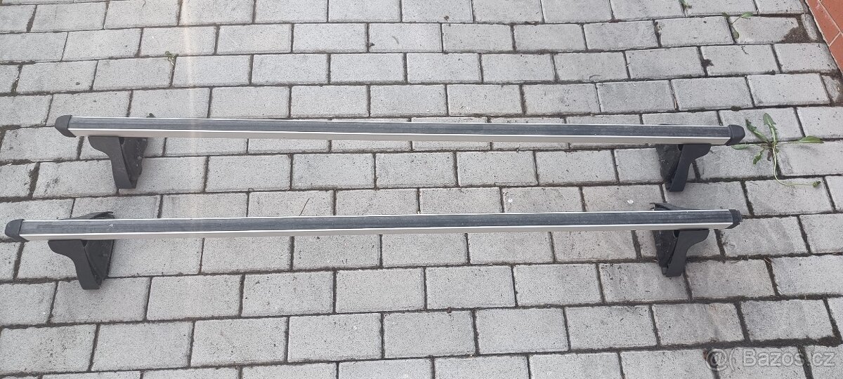 Střešní nosič, příčníky, zahrádka
