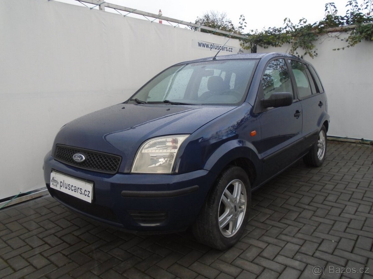 Ford Fusion (59 kW), původ ČR, nízké provozní náklady