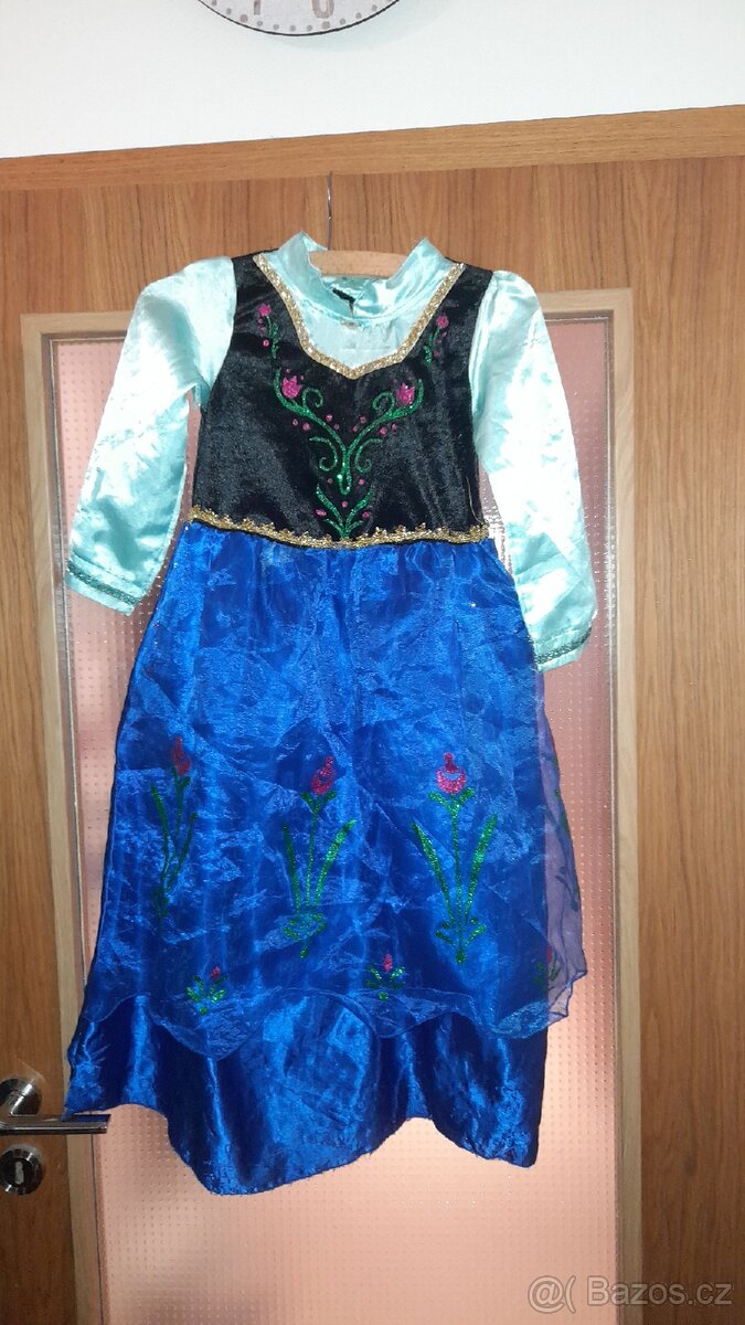 Kostým Anna
