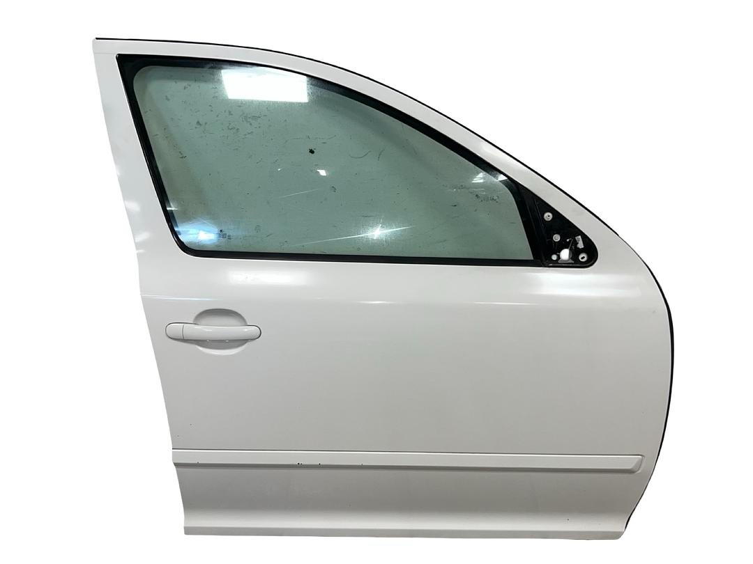 Pravé přední dveře bílá LF9E Škoda Octavia 2 FL r.v. 2012