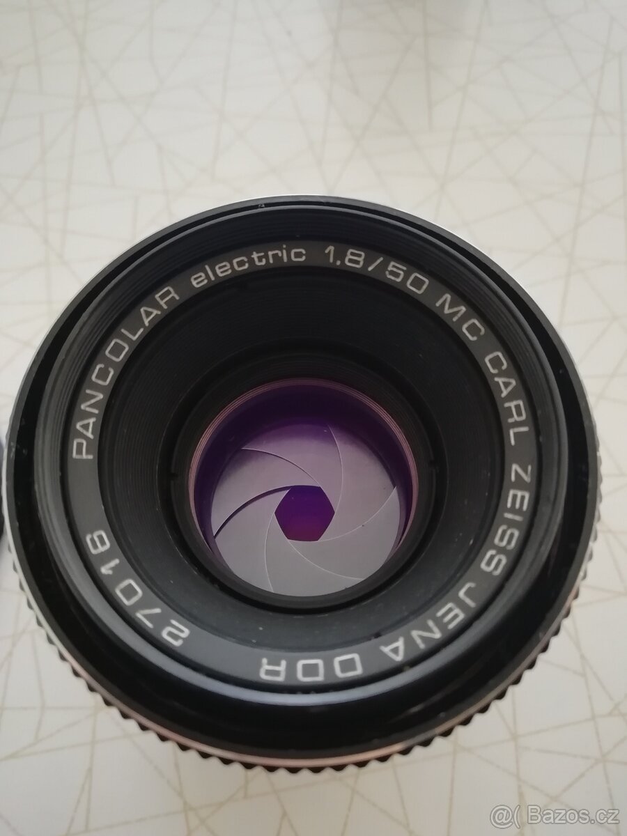 Carl ZEISS Jena Pancolar electric 50mm f1.8 MC M42+sony E