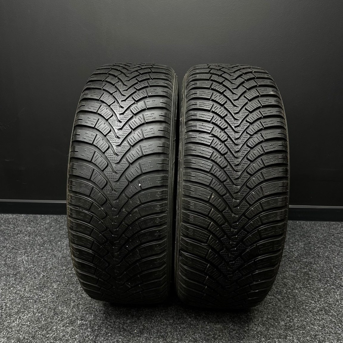 2ks pneu Falken 225/55/18 102V