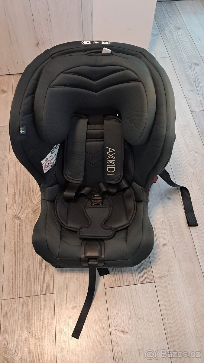 Autosedačka Axkid Minikid 0-25kg