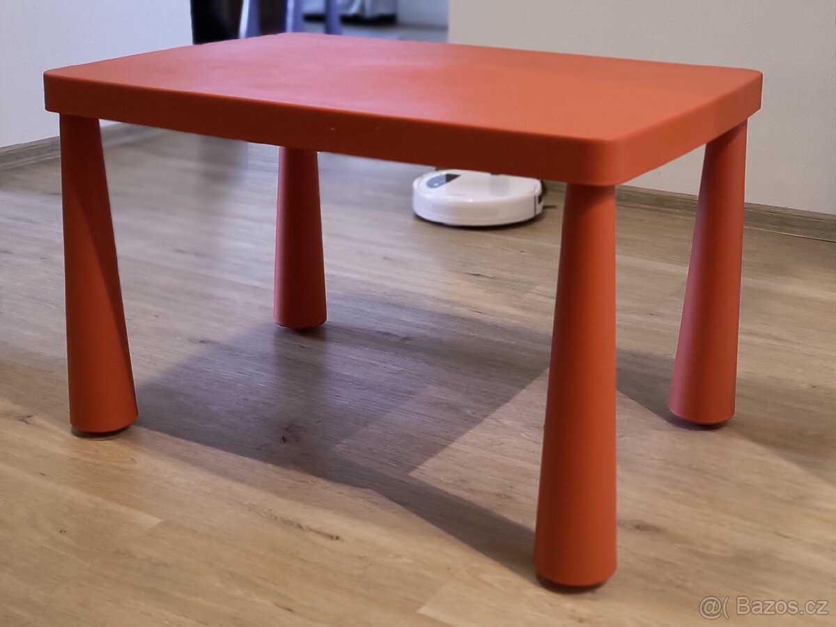 IKEA Mammut - dětský stůl