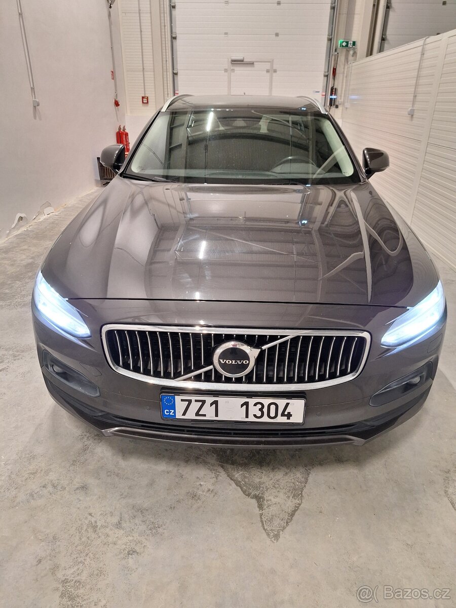 Volvo V90 B4Diesel AWD 2021 Automat 145 KW