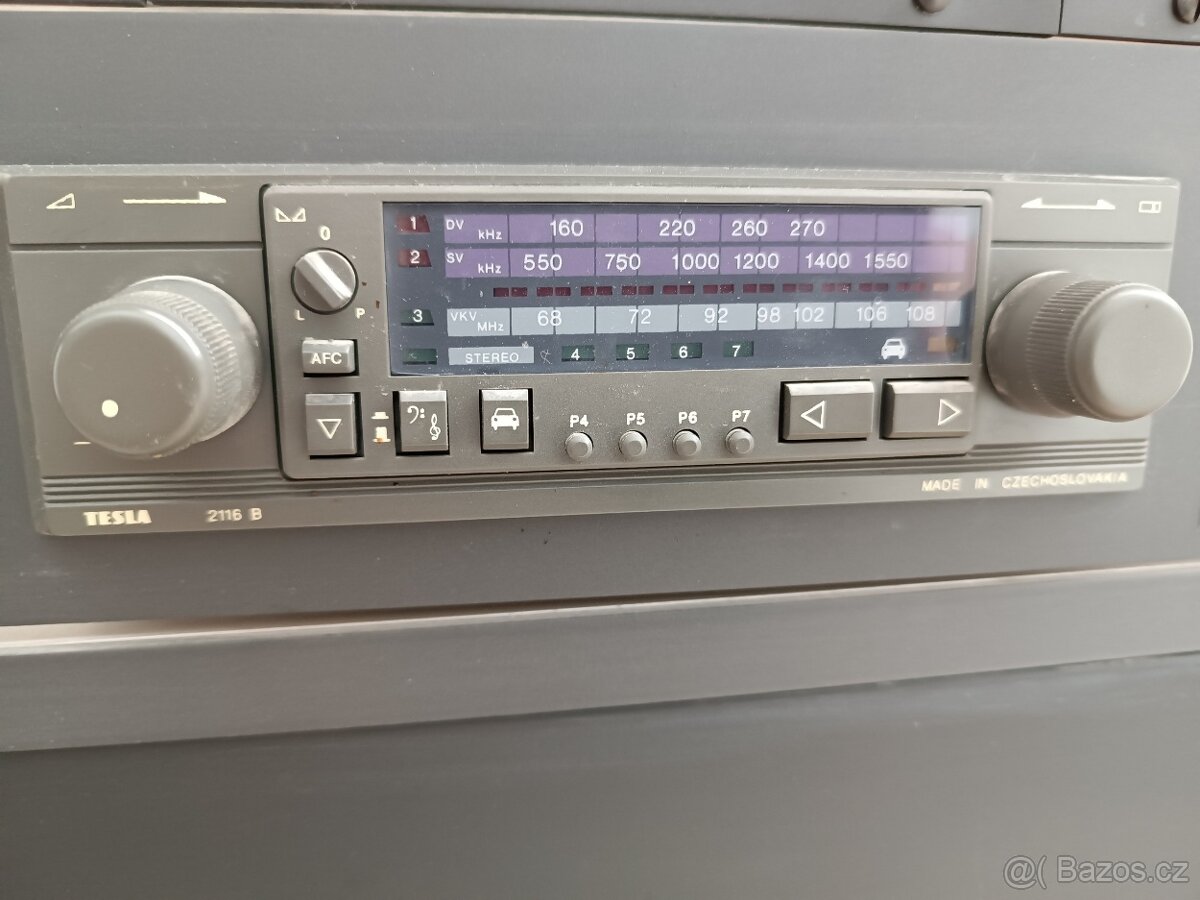 Retro rádio TESLA 2116 B