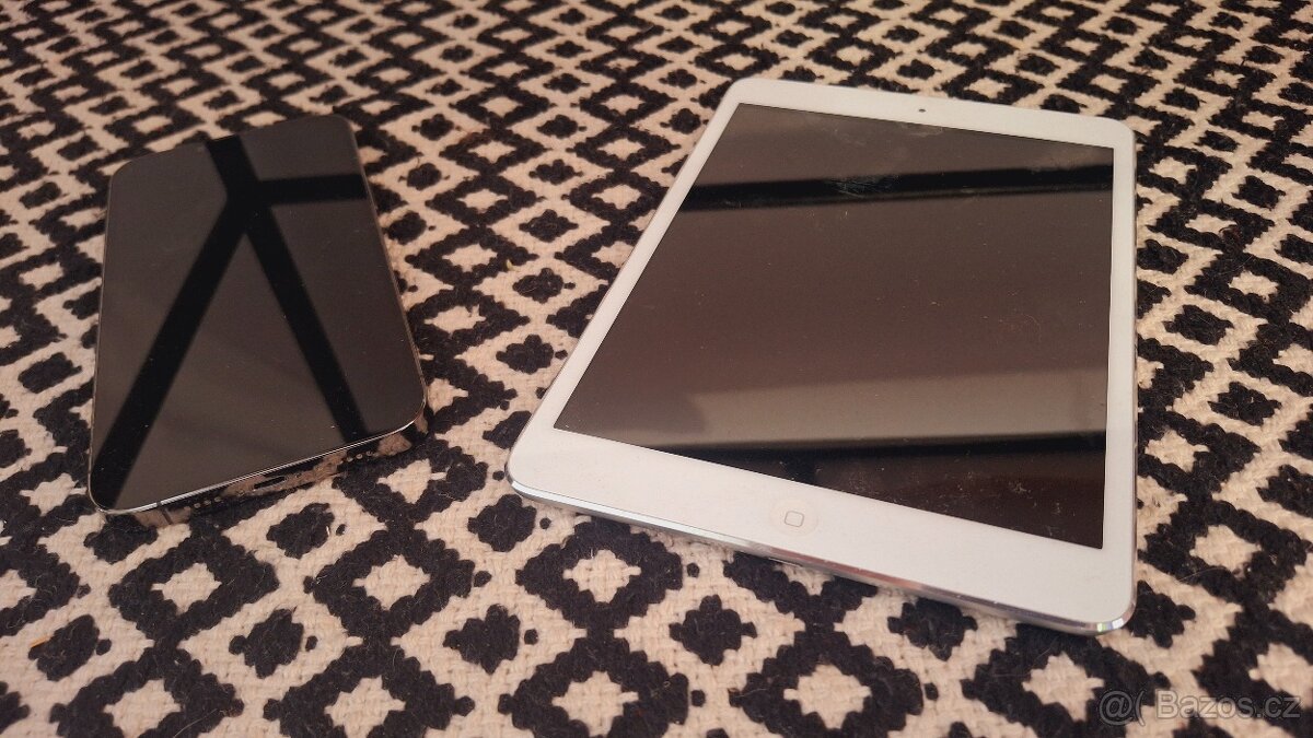 I Phone Pro 14