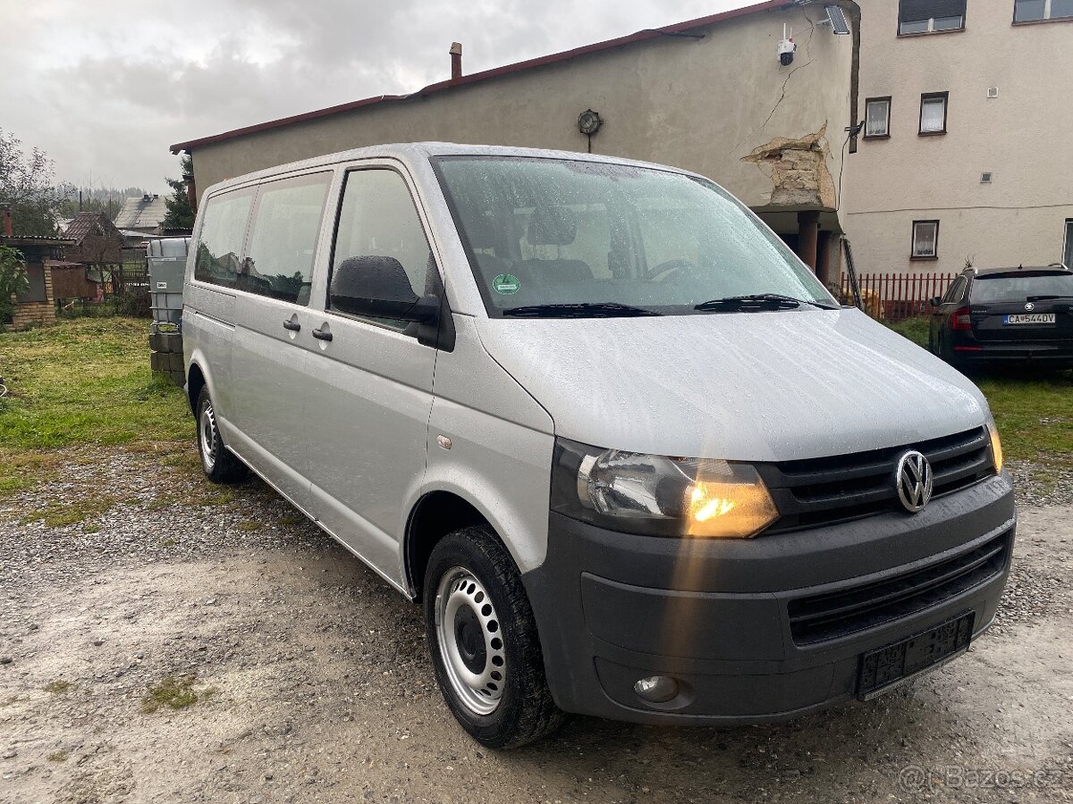 Volkswagen T5.1 2.0TDI 75kw Webasto 9miest
