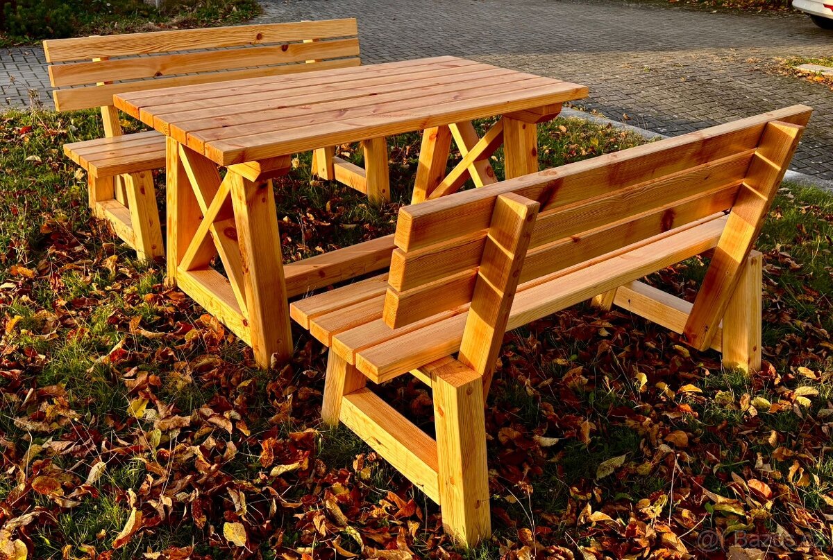 Zahradní set, masiv