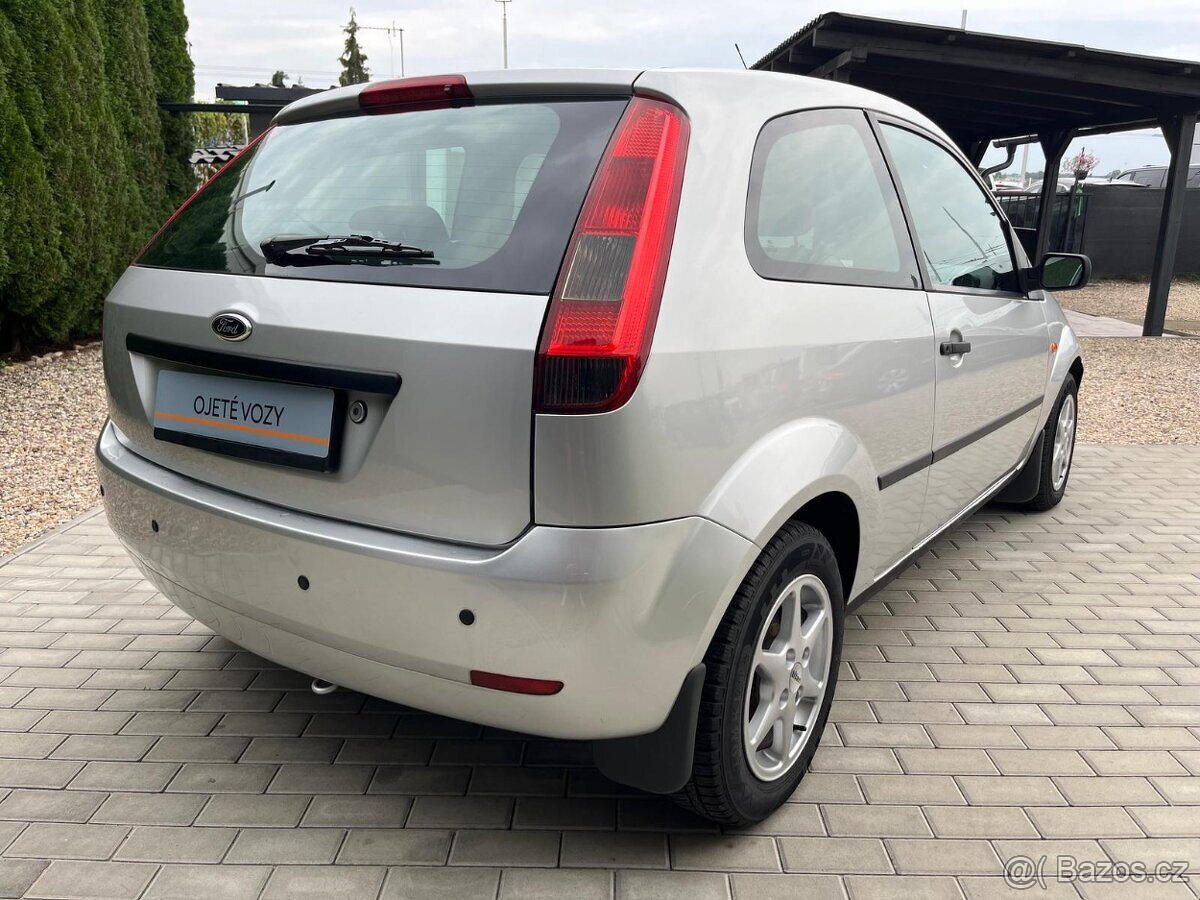 Ford Fiesta 1.3 benzín Viva X 122000km klima 2005 1A AUTO