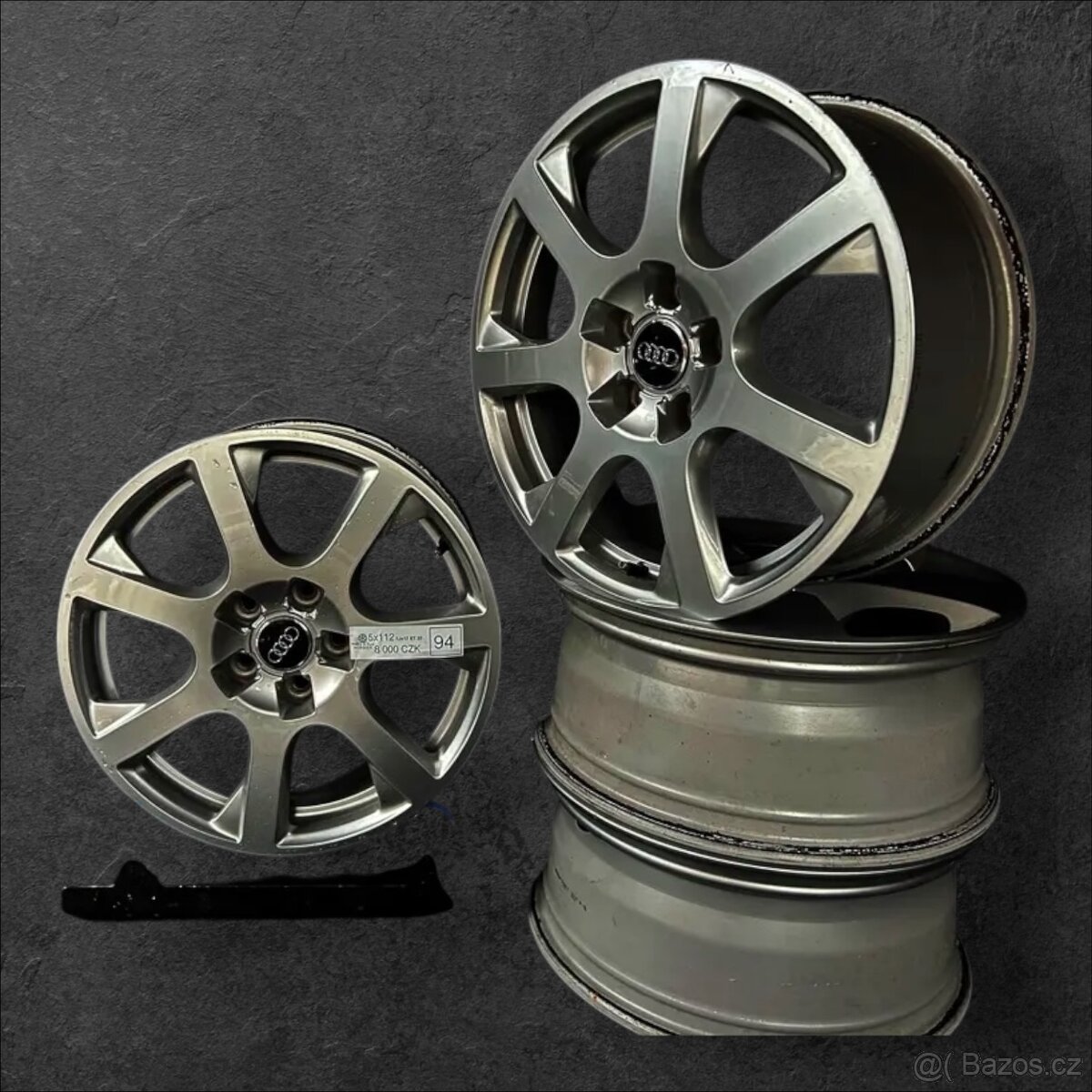 Zánovní originální alu kola Audi 5x112 r17