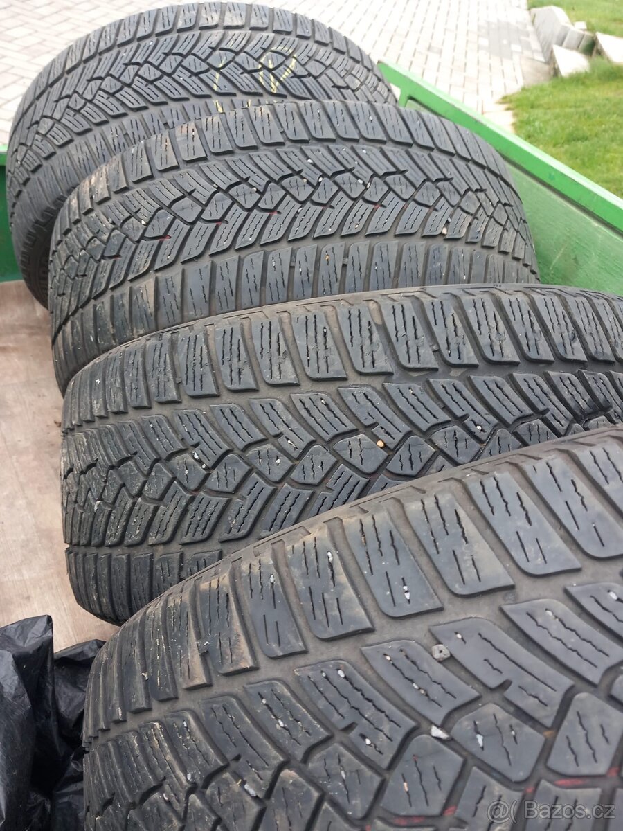 Prodám zimní pneumatiky Fulda 225/45 R17 – 4 ks
