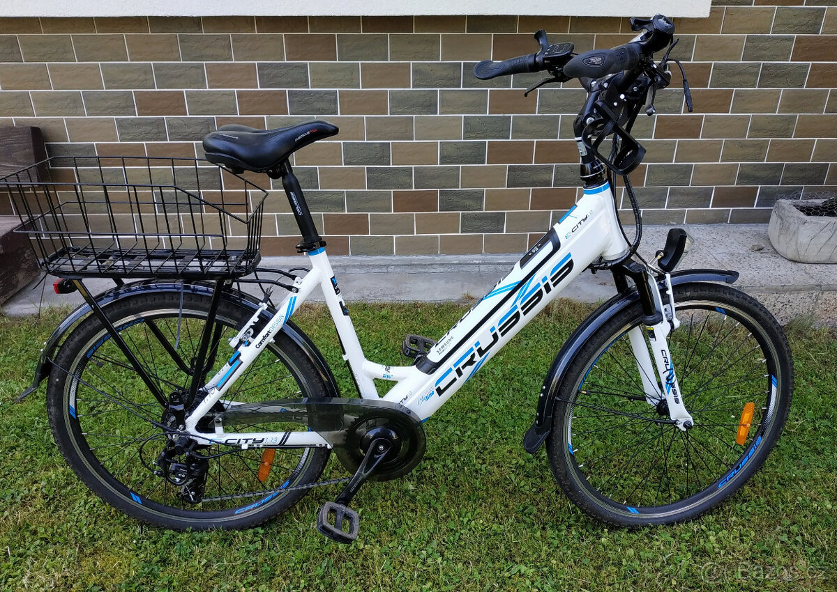 Pěkné městské elektrokolo Crussis e-City 1.13