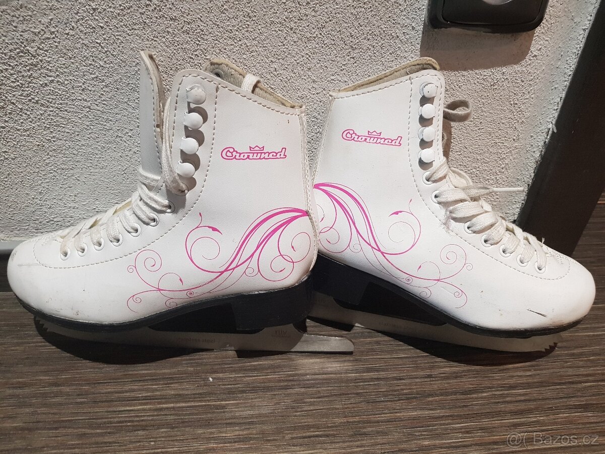 Dívčí brusle EU 33