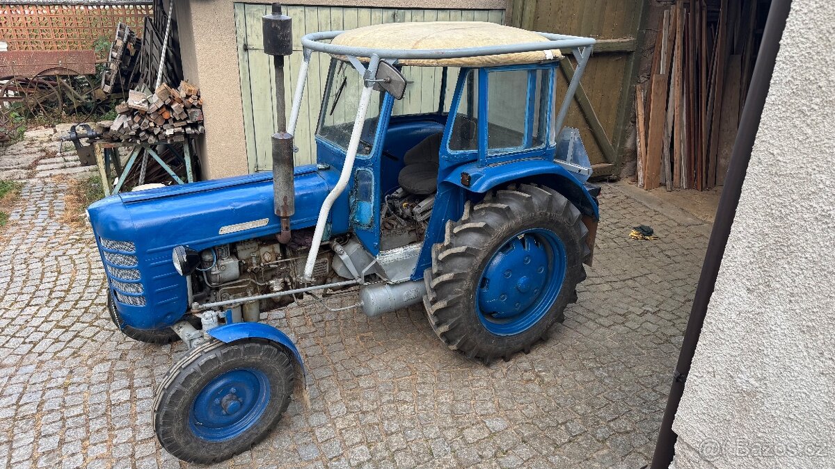 Traktor Zetor 3011