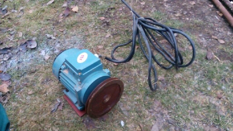elektromotor patkový