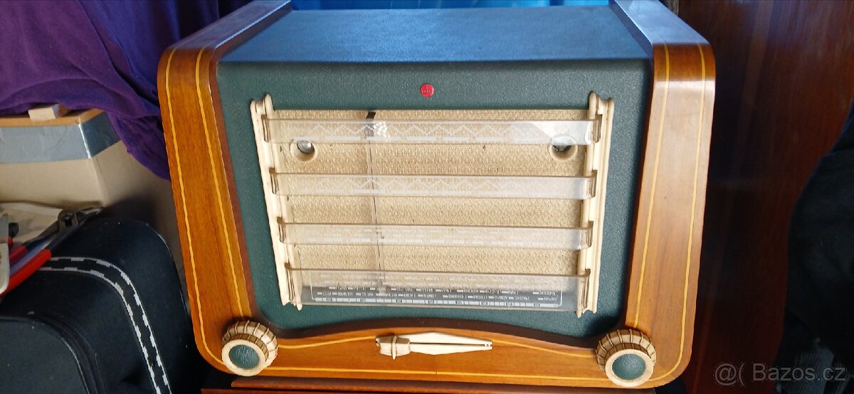 Staré rádio tesla