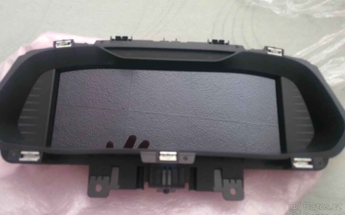 Prodam digitalni budiky na skoda octavia 4