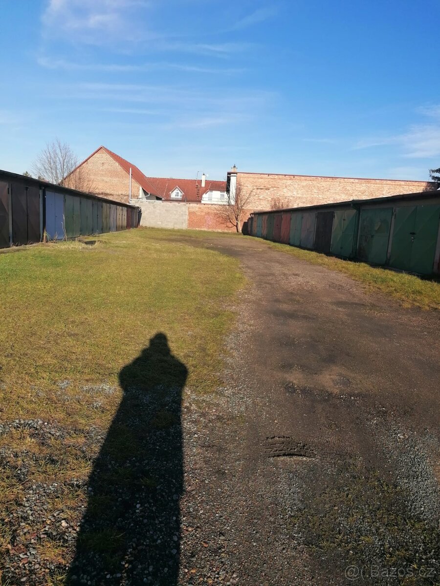 Prodej zděné garáže