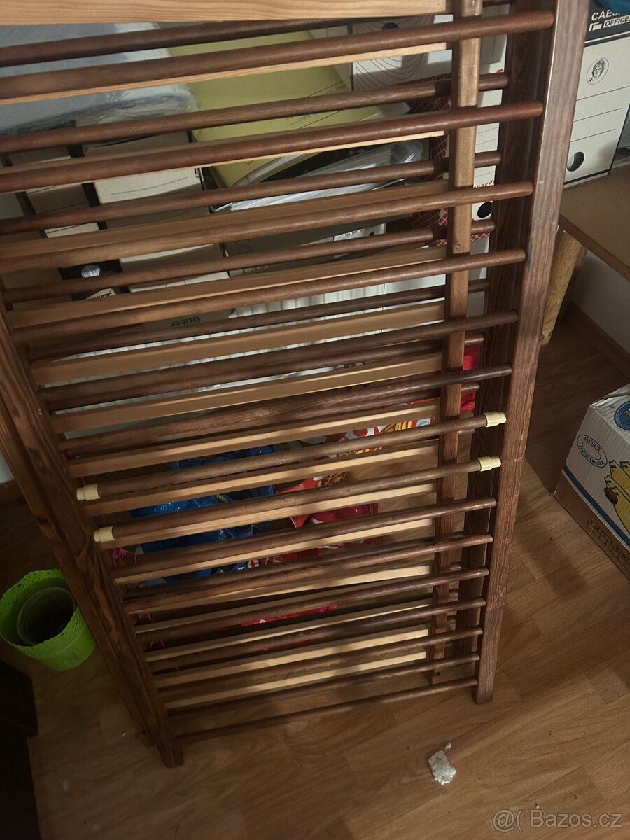 Postýlka pro mimina