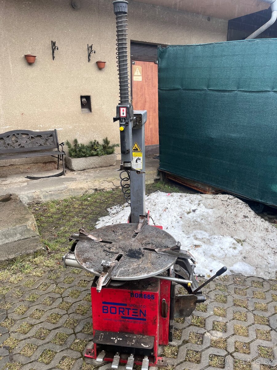 Zouvacka borten bor666