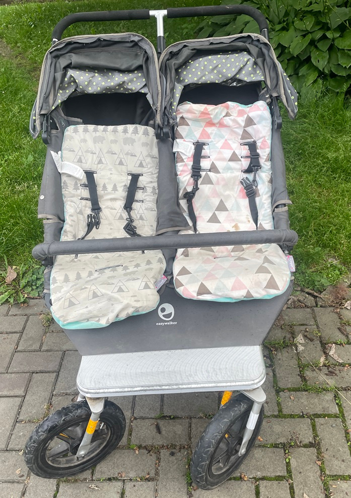Kočárek EasyWalker Duo s korbičkami
