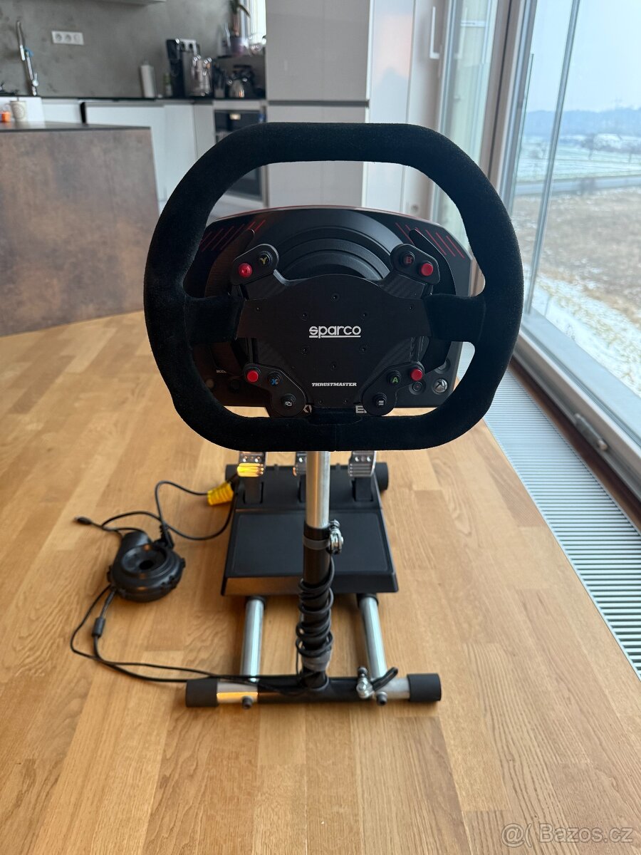 volant Thrustmaster TS-XW Racer Sparco P310
