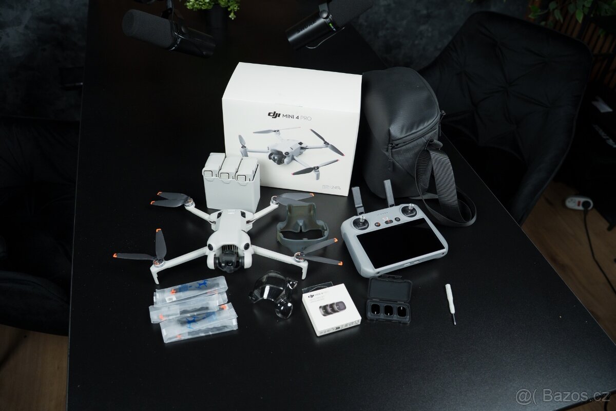 DJI Mini 4 Pro Fly More Combo (DJI RC 2)