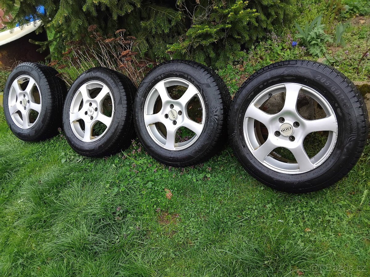 4KS ALU DISKY VČ. PNEU 90% VRANÍK UNI SMART 205/60 R16