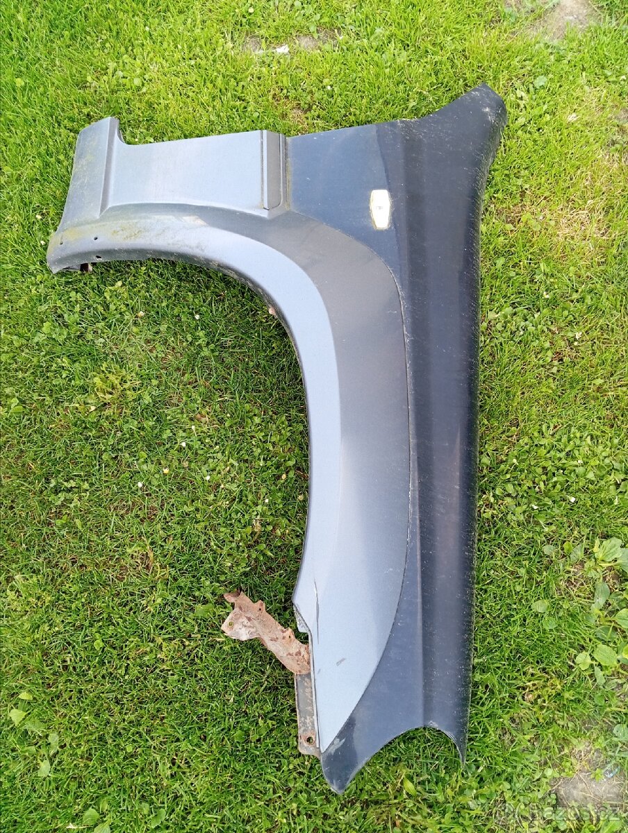Hyundai Terracan - Blatník PP